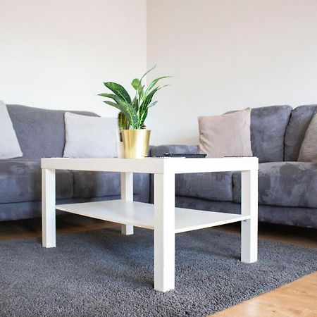 Large Ground Floor Pet Friendly 2 Bedroom Apartment With Free Parking Loughborough Luaran gambar